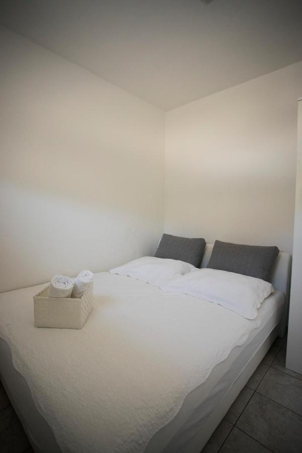 Gavran Apartment Vinjerac Esterno foto